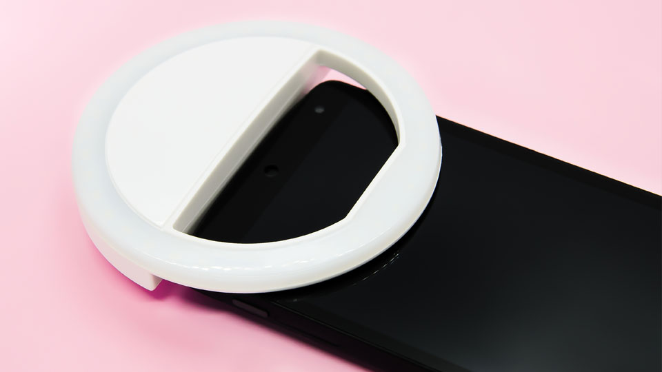 Elevate Your Selfies With These Affordable Ring Light Attachments