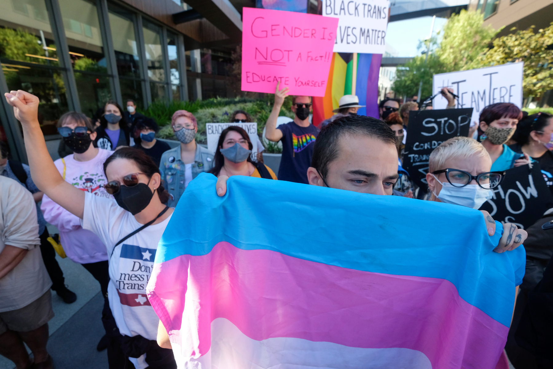 Netflix Employees Walkout Protesting Dave Chappelle's 'The Closer'