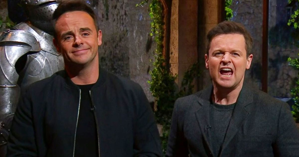 I'm A Celeb's Dec rompe el discurso del 'perdóname' de Boris Johnson