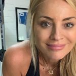 Tess Daly de Strictly aturde a los fanáticos mientras muestra fuertes bíceps con un escaso equipo de entrenamiento