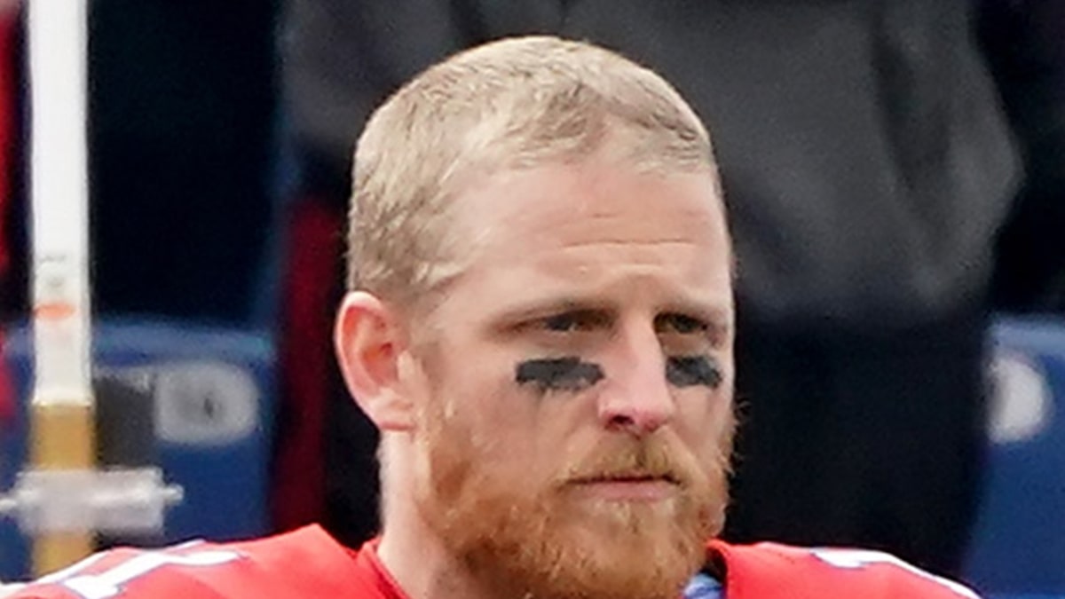 Cole Beasley de Bills da positivo para COVID-19, 10 días fuera