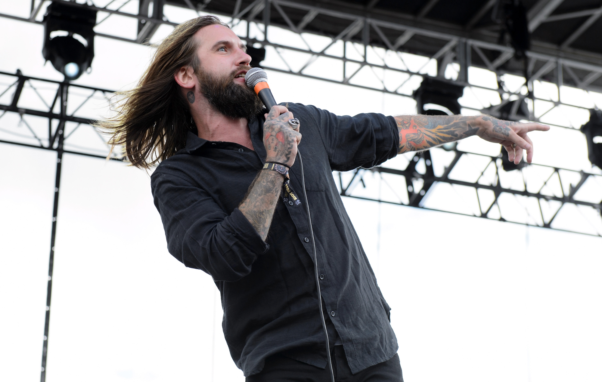 El líder de Every Time I Die, Keith Buckley, anuncia una pausa en la gira improvisada