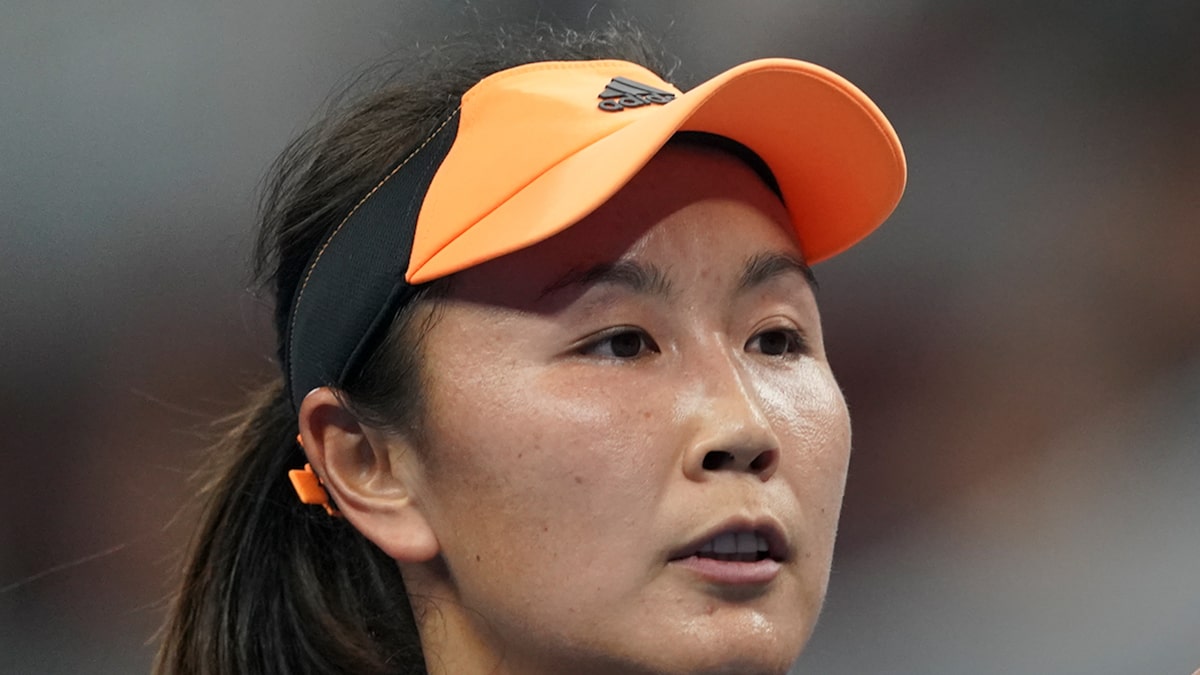 La estrella del tenis Peng Shuai niega haber afirmado haber sido agredida sexualmente por un político