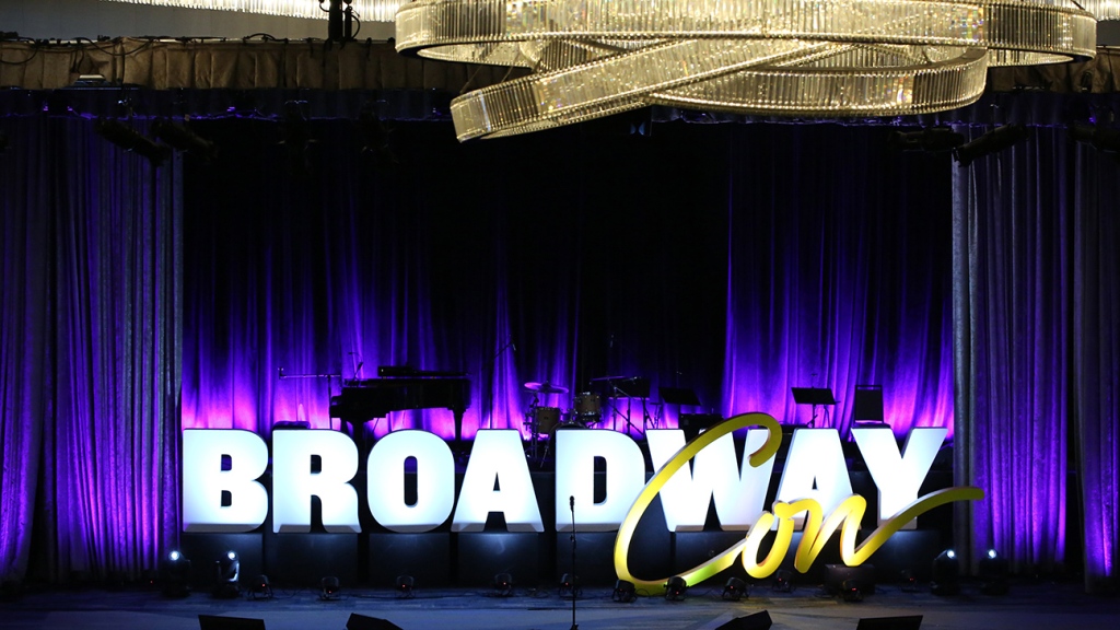 BroadwayCon reprograma el evento en persona para julio