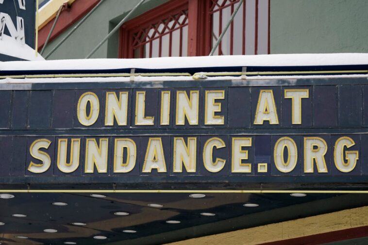 Día de apertura de Sundance: programadores sobre los altibajos del festival en línea, ampliando los apetitos de los compradores
