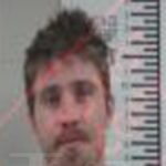 La estrella de 'Friday Night Lights' Garrett Hedlund arrestado por intoxicación pública