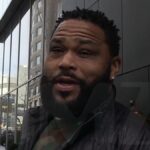 Anthony Anderson dice que Whoopi Goldberg no quiso hacer daño, todo debería ser perdonado