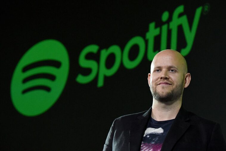 Daniel Ek, CEO of Swedish music streaming service Spotify, poses for photographers at a press conference in Tokyo on September 29, 2016. Spotify kicked off its services in Japan on September 29. / AFP / TORU YAMANAKA (Photo credit should read TORU YAMANAKA/AFP via Getty Images)