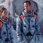 Halle Berry en 'Moonfall' de Roland Emmerich: Reseña de cine