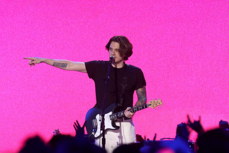 LOS ANGELES, CALIFORNIA - FEBRUARY 09: John Mayer performs live at The Hollywood Palladium for SiriusXM and Pandora's Small Stage Series in Los Angeles on February 09, 2022 in Los Angeles, California. (Photo by Mike Coppola/Getty Images for SiriusXM)