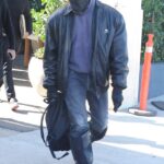 Fuera de casa: Kanye West fue visto en Los Ángeles en el cumpleaños número 32 de su novia Julia Fox, que supuestamente está celebrando en Nueva York.