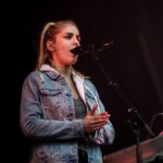 London Grammar explorará 'cuestiones filosóficas profundas' en su cuarto álbum