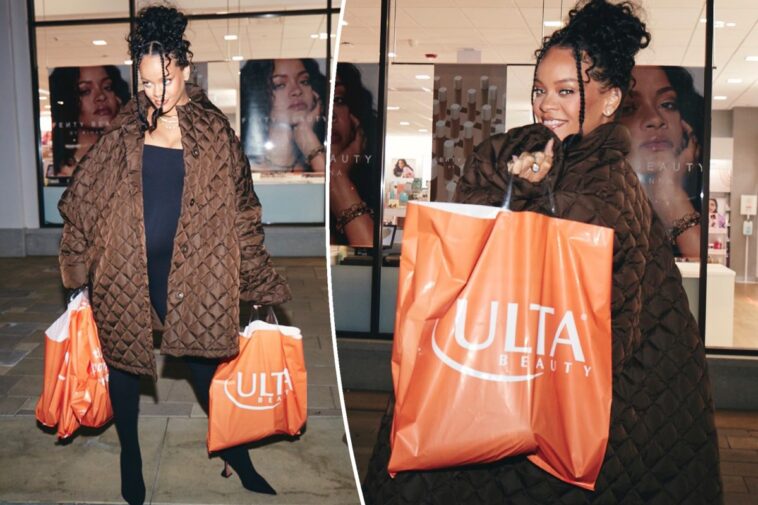 Rihanna embarazada hace alarde de su barriga con un catsuit de $ 5K