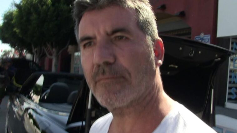 Simon Cowell hospitalizado con huesos rotos después de otro accidente de bicicleta eléctrica