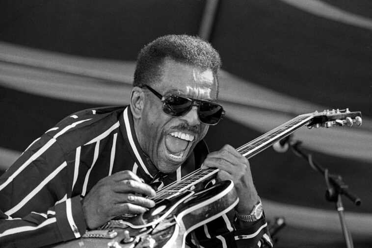 NEW ORLEANS, UNITED STATES - MAY 3: Syl Johnson performing at the New Orleans Jazz & Heritage Festival on May 3, 1997. (Photo by Clayton Call/Redferns)