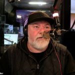 Opiniones: Kyle Sandilands (en la foto) ha dividido a los oyentes con su explosiva rabieta en el aire sobre los textos filtrados de la ex primera ministra de Nueva Gales del Sur, Gladys Berejiklian, sobre la primera ministra.