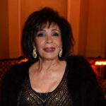 Aficionados de los BAFTA incrédulos por la edad de Shirley Bassey tras el tributo a James Bond