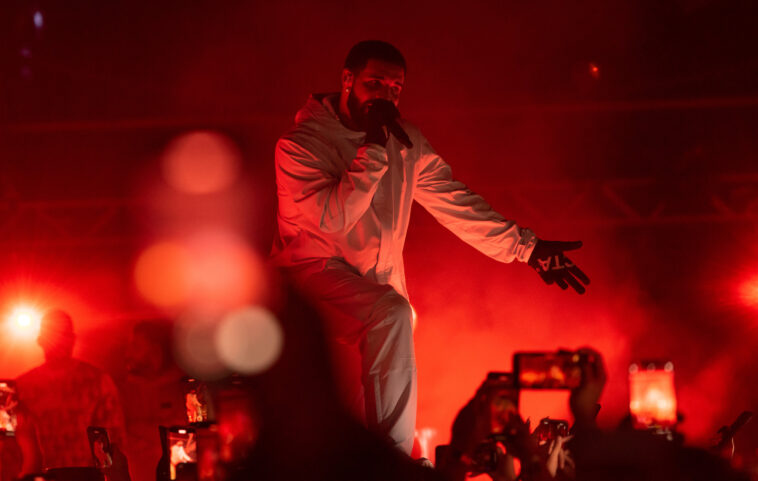Drake está planeando algunos "espectáculos altamente interactivos" en Nueva York y Toronto