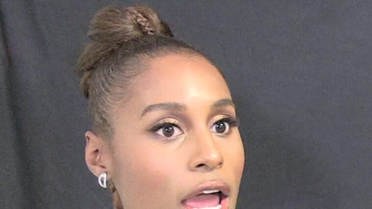 Issa Rae desacredita los rumores de embarazo, dice que fue solo un bebé de comida