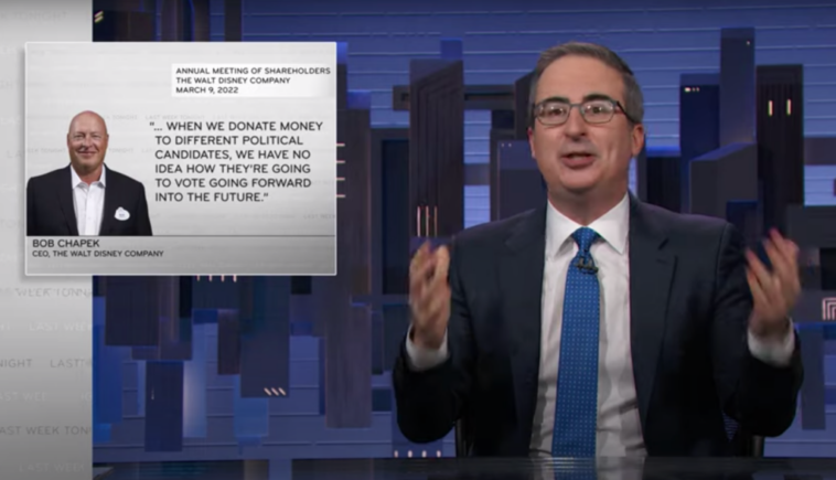 John Oliver llama a la explicación de Bob Chapek sobre las donaciones de Disney a los políticos "no digas homosexuales" "insultantes activos"