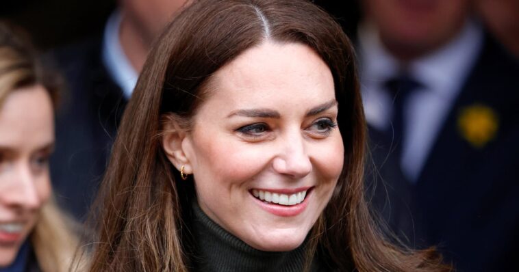 Kate Middleton de alguna manera hizo que los aretes de $ 15 de ASOS se vean caros