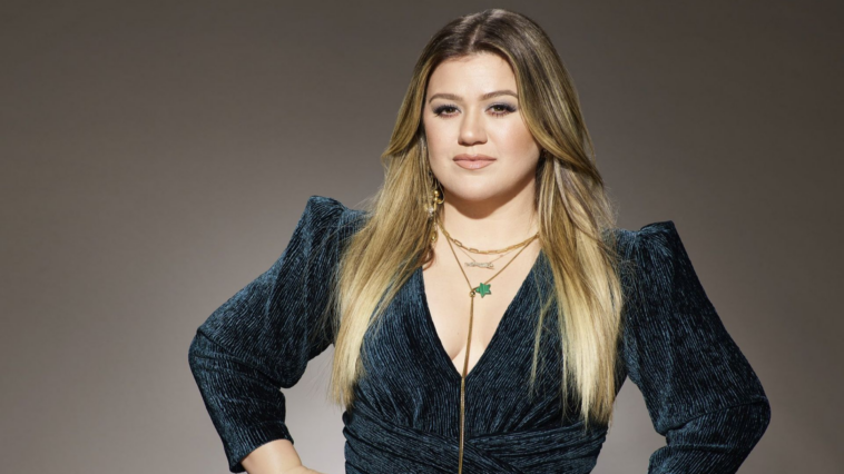 Kelly Clarkson Legally Changes Her Name To Kelly Brianne