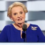 Lea cada palabra del poderoso discurso Glamour Mujer del Año de Madeleine Albright