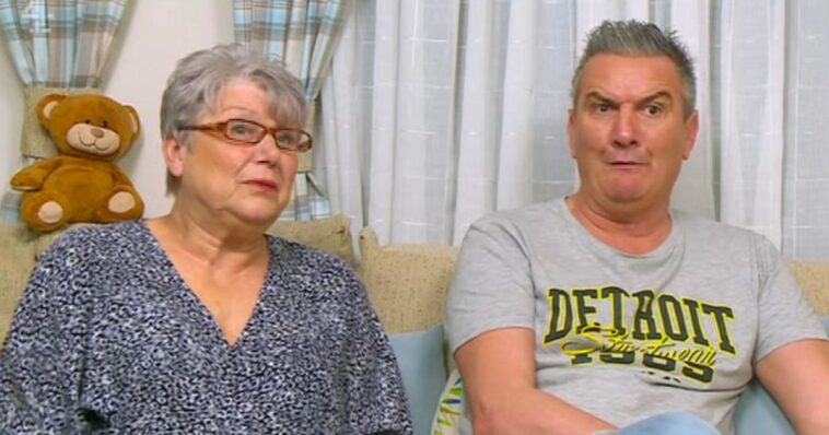 Los espectadores de Gogglebox encantados con la reacción 'invaluable' del elenco a Naked Attraction