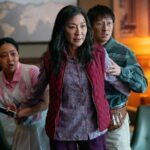 Michelle Yeoh en 'Everything Everywhere All at Once': Reseña de la película |  SXSW 2022