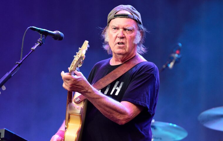 Neil Young lanzará el box set 'Official Release Series Volume 4' el próximo mes