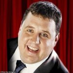 Aquí está: Peter Kay se ha unido a Instagram para promocionar su nueva gira, después de haber estado fuera del ojo público durante los últimos cinco años.