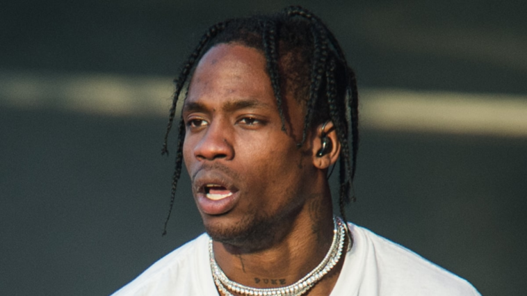 Travis Scott acusado de contaminar el grupo de jurados de Astroworld con el anuncio del Proyecto HEAL