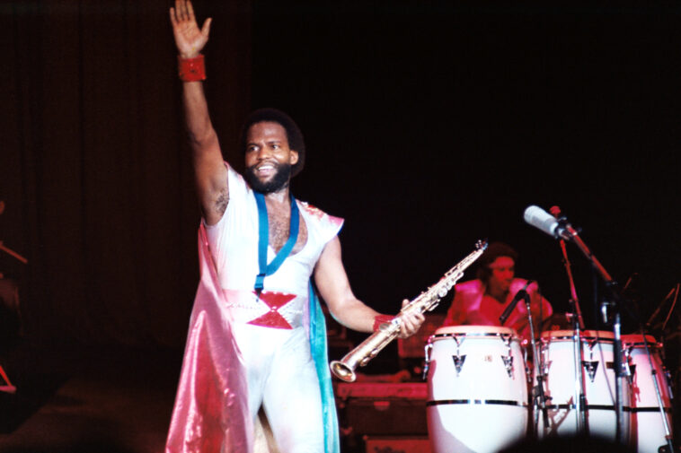 andrew woolfolk earth wind and fire dead obituary