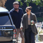 Ben Affleck y Jennifer Lopez continúan buscando casa durante el fin de semana de Pascua