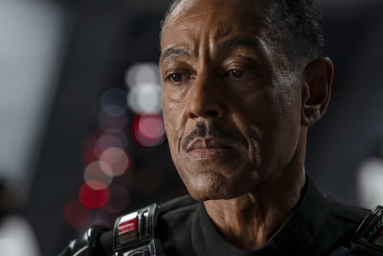 El actor de Moff Gideon, Giancarlo Esposito, adelanta que la temporada 3 de "The Mandalorian" llegará en el verano de 2022 |  Qué hay en Disney Plus