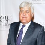 Jay Leno comparte la parte "más inquietante" del incidente de la bofetada de los Oscar de Will Smith para él: "Fueron los gritos de obscenidades"