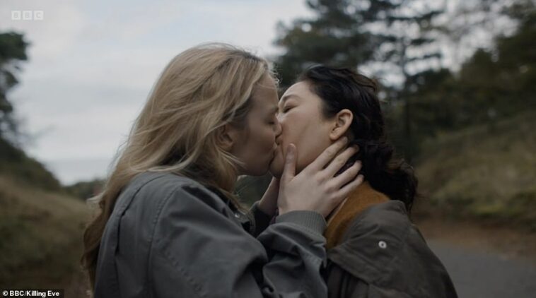 En general: después de cuatro temporadas, una historia de amor de lo que no querrán y un recuento de cadáveres aparentemente interminable, el episodio final de Killing Eve terminó con menos explosión y más salpicadura el domingo por la noche.