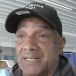 Paparazzo que una vez recibió una paliza de Mike Tyson dice que el hombre en el avión 'tuvo suerte'