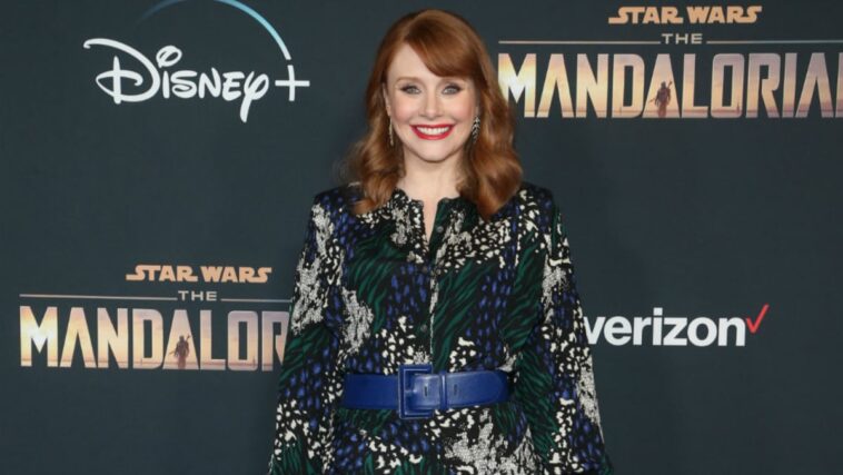 Bryce Dallas Howard espera dirigir una película de Star Wars: "Haría falta que alguien me pregunte"