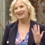 Carol Kirkwood de BBC Breakfast anuncia su compromiso en vivo al aire