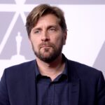 El 'Triángulo de la tristeza' del director sueco Ruben Östlund es otra versión de "lo que es ser un hombre"