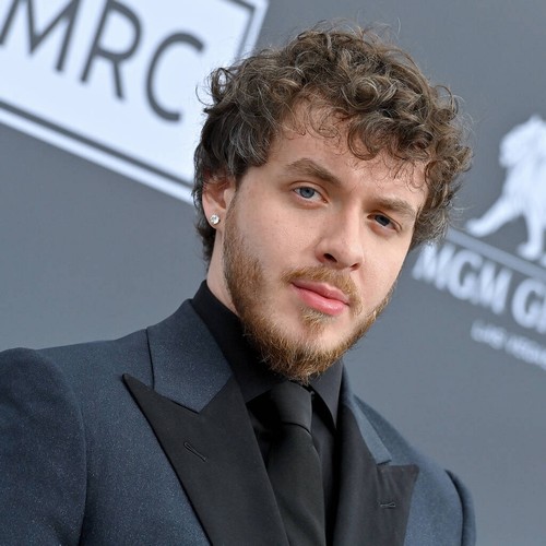 Jack Harlow elogia al amigo 'simplemente divertido' Pete Davidson