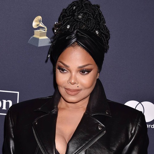 Janet Jackson hace una aparición sorpresa en honor a Mary J. Blige en los Billboard Music Awards