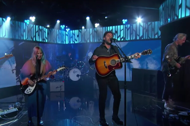 La cabeza y el corazón Showcase 'Virginia (Wind in the Night)' en 'Kimmel'