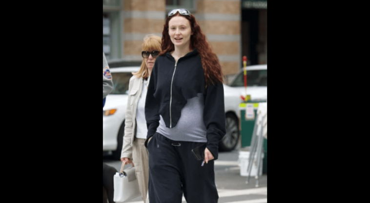 The star of &apos;Game of Thrones&apos; Sophie Turner, starred for Elle and spoke about her second pregnancy