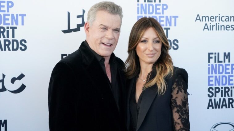 La prometida de Ray Liotta, Jacy Nittolo, comparte tributo al difunto actor: "La persona más hermosa por dentro y por fuera"