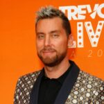 Lance Bass es criticado por burlarse del testimonio de Amber Heard en un video viral de TikTok