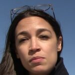 Alexandria Ocasio-Cortez comparte su historia de violación en protesta en Nueva York