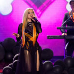 Avril Lavigne lanza nueva versión de 'Breakaway', descubre rarezas para el aniversario de 'Let Go'