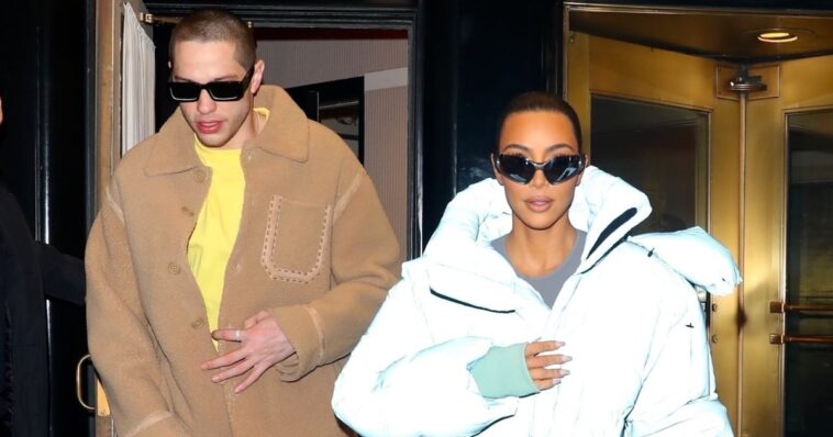 Cómo Kim Kardashian y Pete Davidson pasaron de estilos opuestos a atuendos a juego